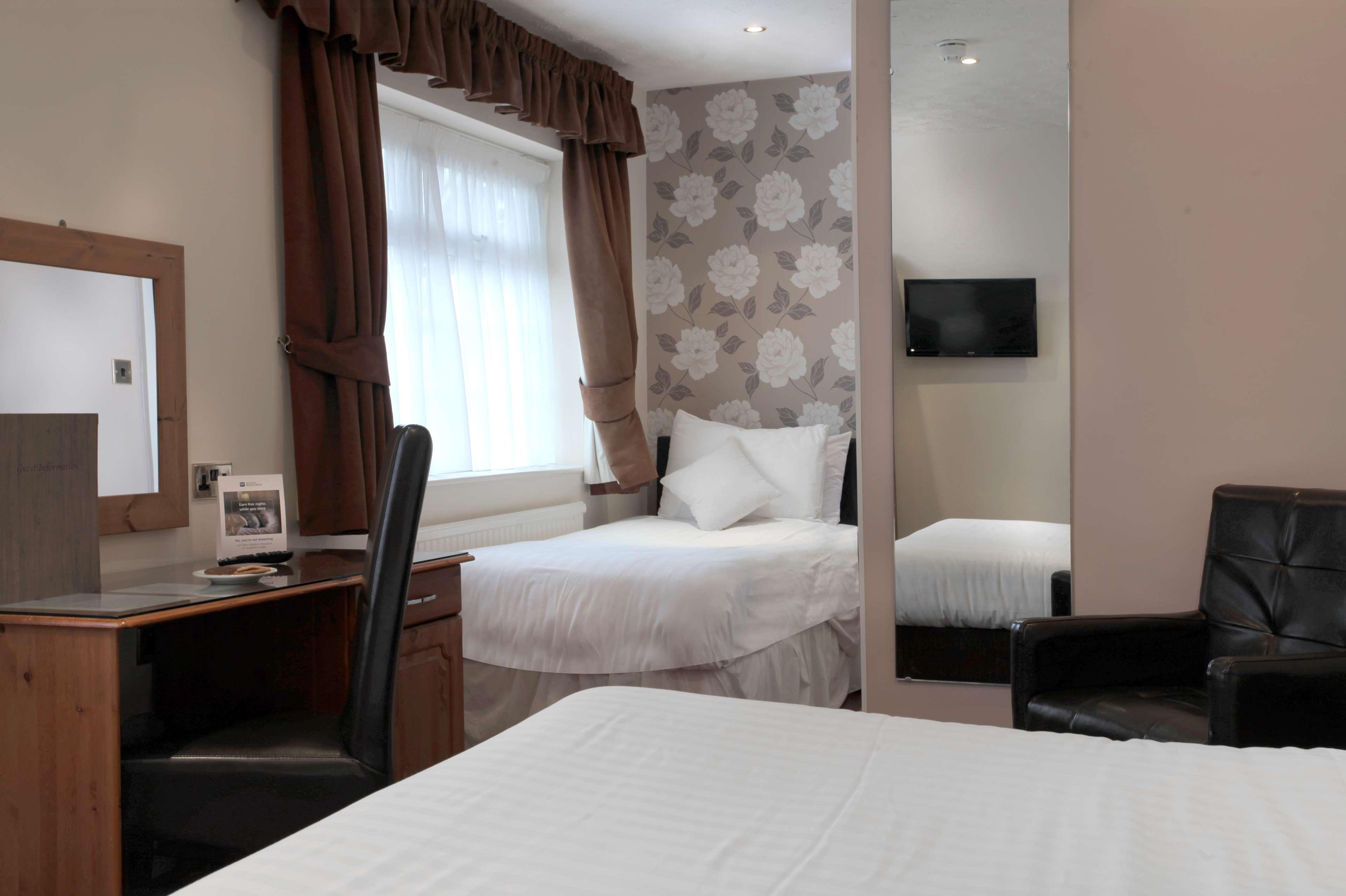 Best Western Bolholt Country Park Hotel Bury  Exterior photo